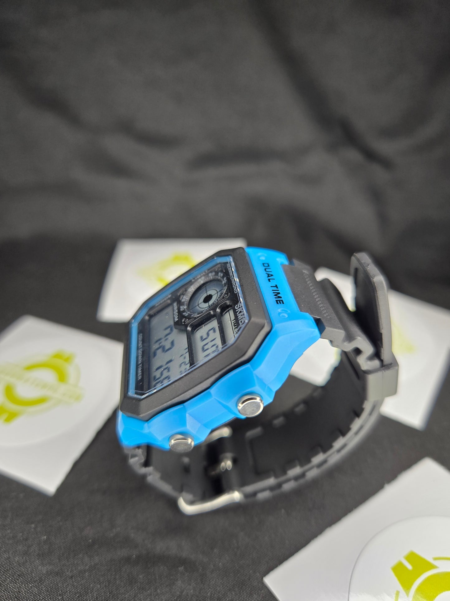 SKMEI Flow "SKY BLUE": Estilo y Función