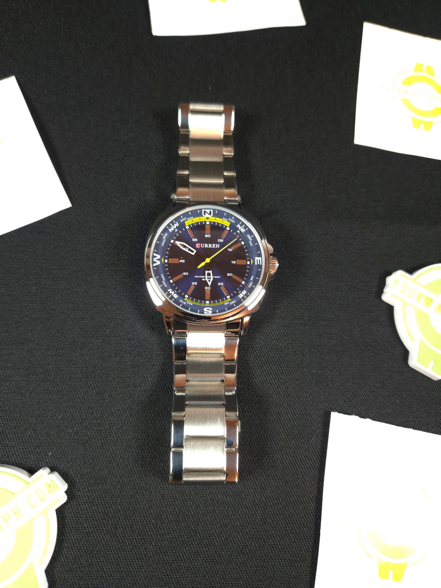 Tu Compañero Ideal: Reloj Curren Quartz Azul con Acabado de Acero Inoxidable.